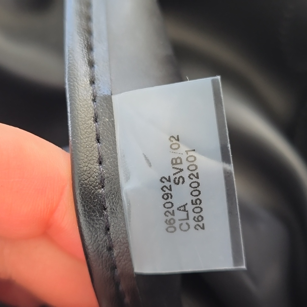 LONGCHAMP LE PLIAGE  Tote  IN BLACK COLOR - Picture 14 of 16